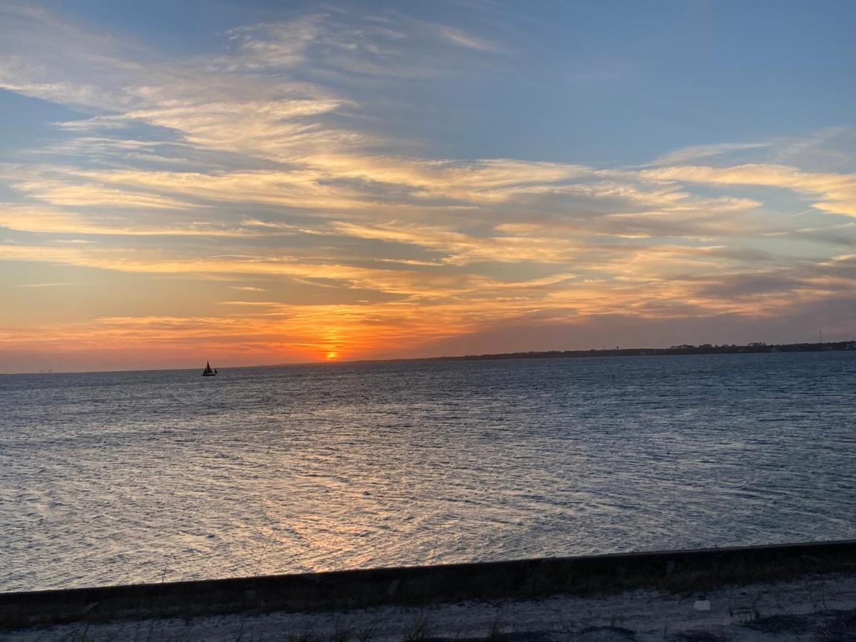 Romantic Condo For 2-Sunset Harbor Palms 1-205, Pool, Fishing Pier Navarre Esterno foto